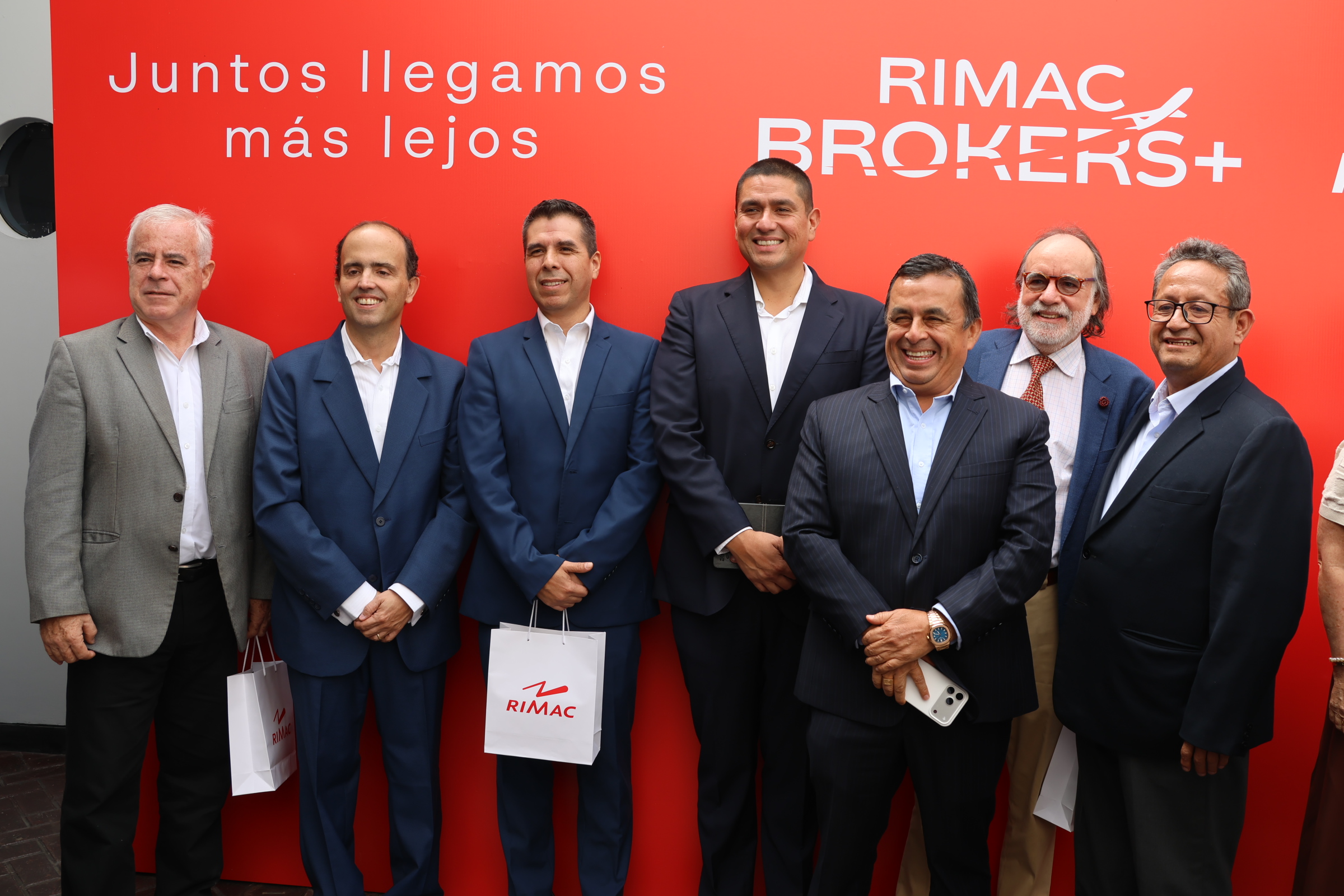 Desayuno de trabajo APECOSE y RIMAC