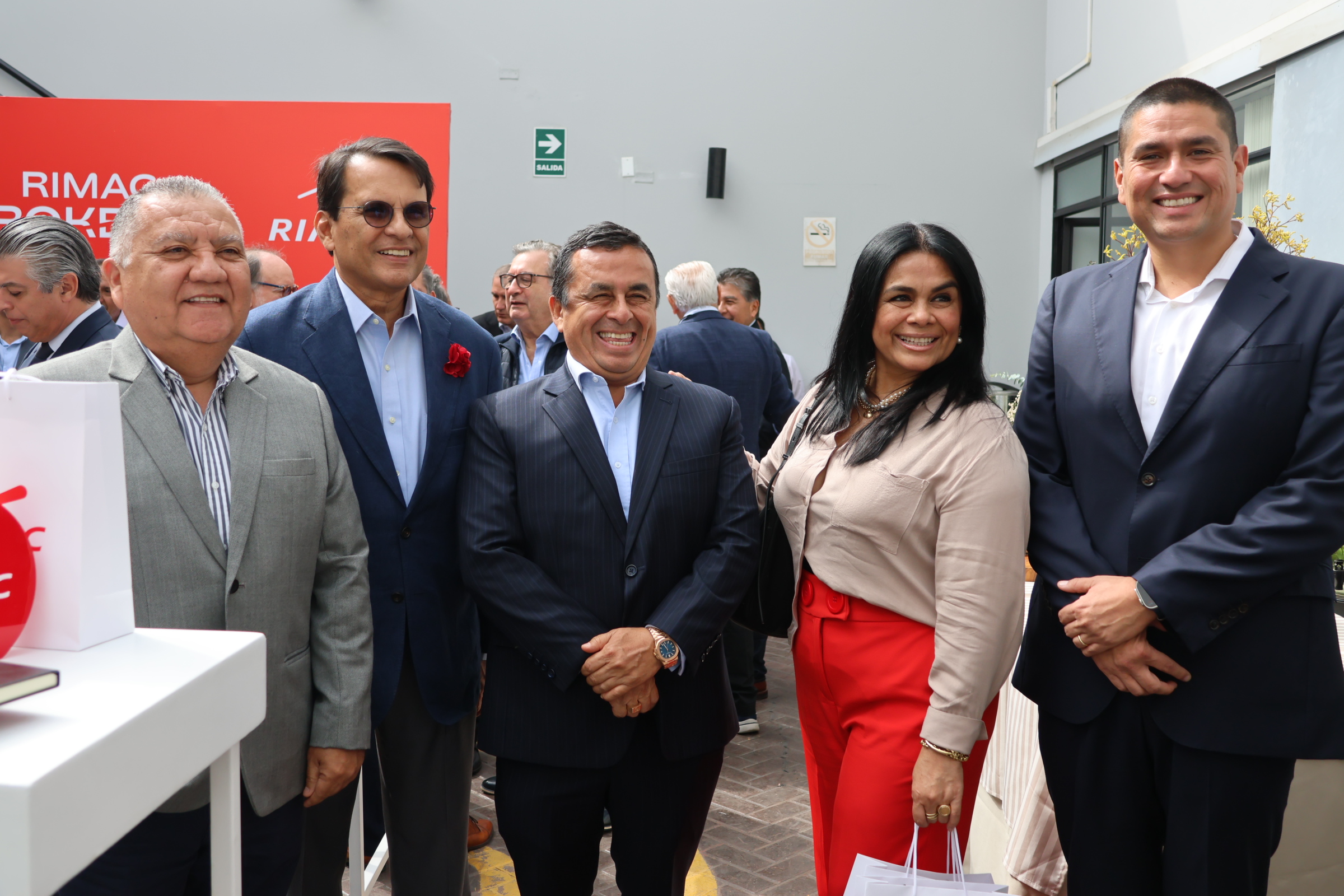 Desayuno de trabajo APECOSE y RIMAC