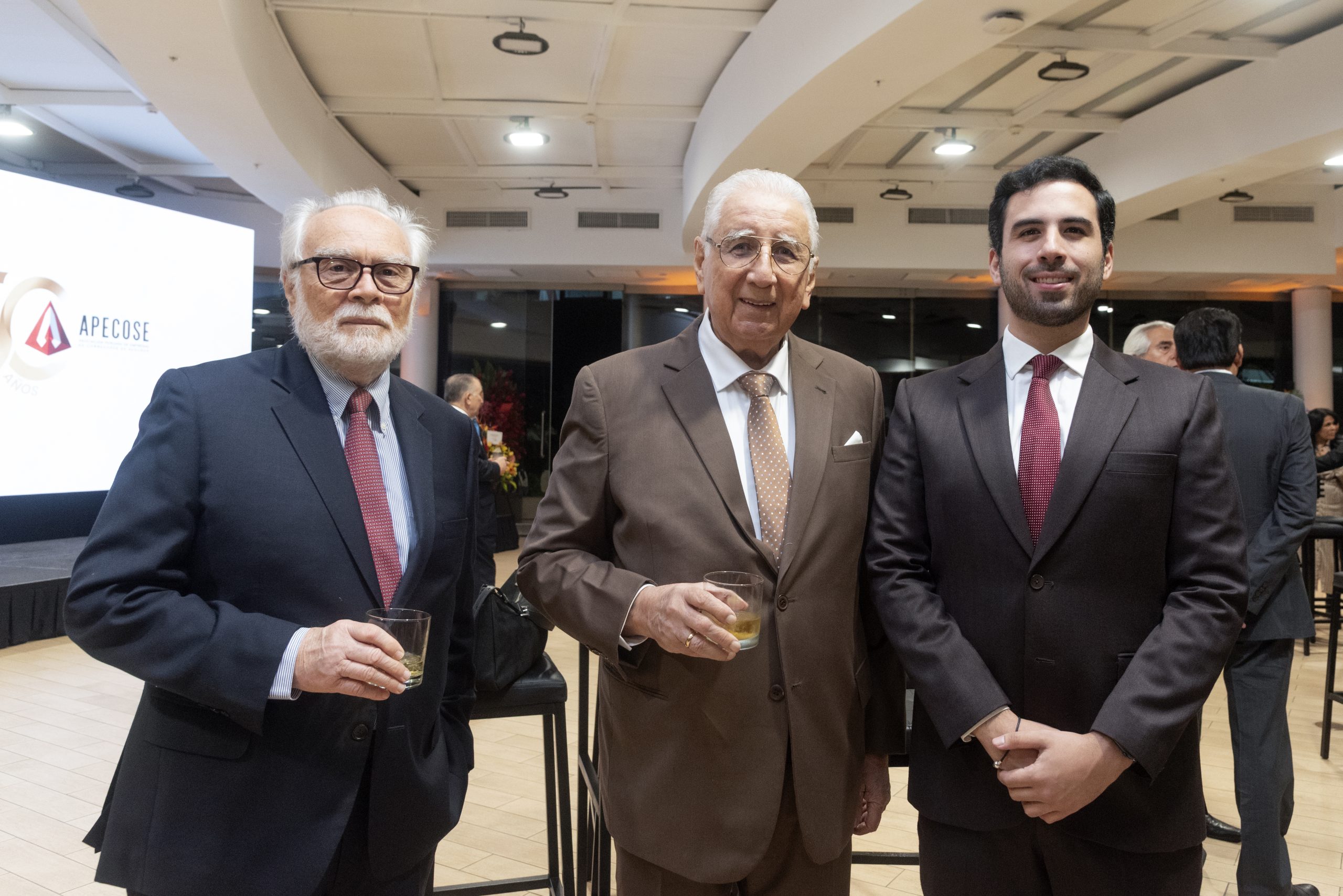 Cóctel aniversario APECOSE
