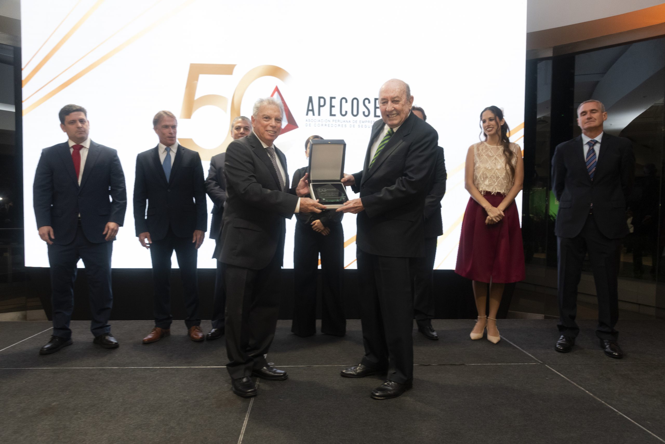 Reconocimiento a past presidents de APECOSE